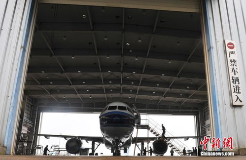 守护云端平安 航空公司对客机全面‘体检’迎春运高峰